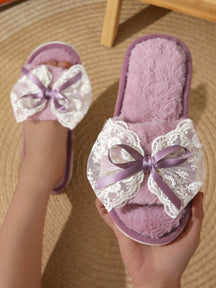 Pantufa Feminina De Pelúcia Com Detalhe De Laço Chinelo Leve Silencioso