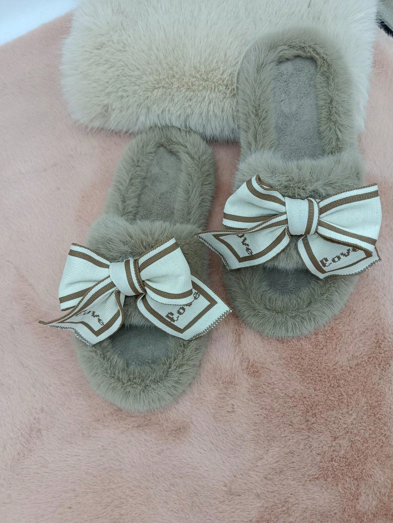 Pantufa Feminina De Pelúcia Com Laço Chinelo De Alta Qualidade Moda Casual