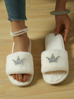 Pantufa Feminina De Pelúcia Com Detalhe De Coroa em Strass Pantufa Princesa Chinelo Confortável